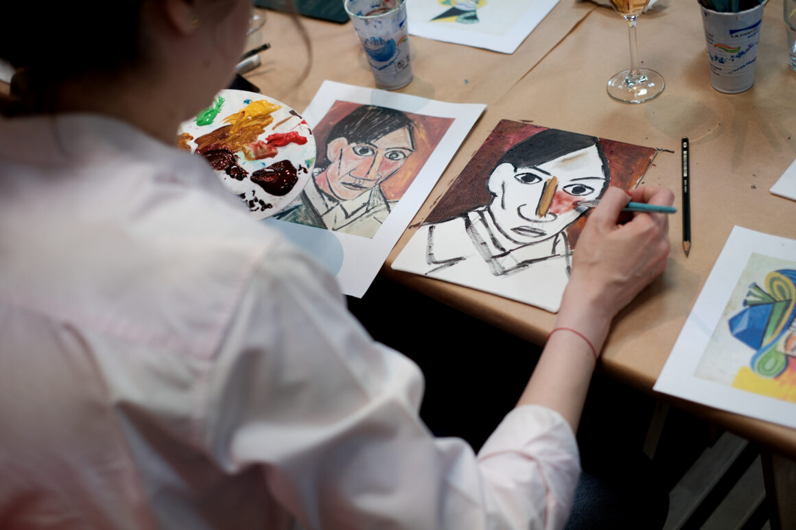 Ce faci vara asta cu copilul? Haideți la Art Safari Kinder!